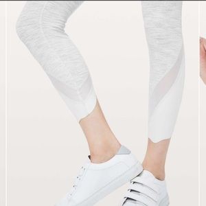 Lululemon Wunder Under size 8